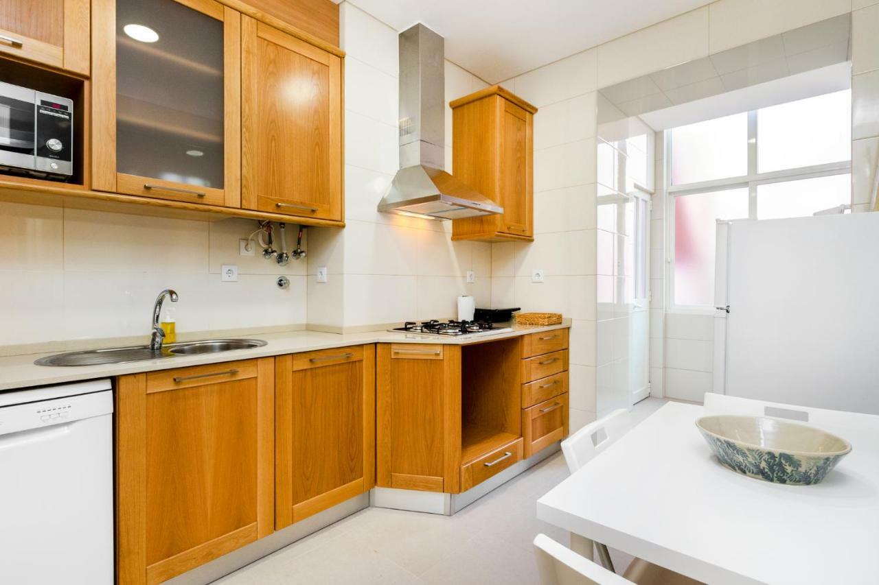 Whome Hideaway Family Apartment #1E Lissabon Buitenkant foto